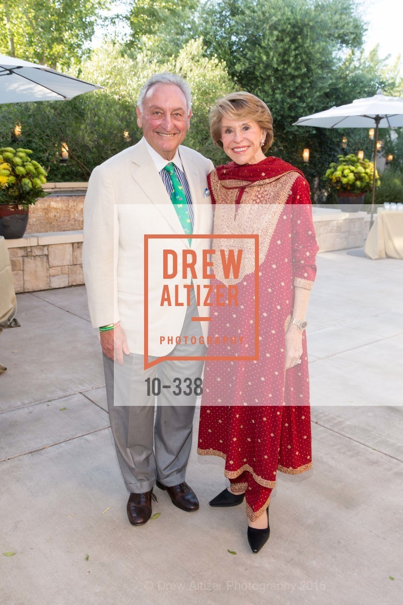 Sandy Weill, Joan Weill, Photo #10-338