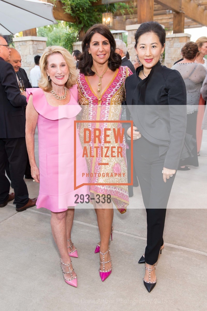 Lorna Meyer Calas, Lisa Grotts, Gorretti Lui, Weill Hall 2015 Season Opening Gala At Sonoma State University, Sonoma State Green Music Center, Weill Hall. Sonoma State Green Music Center, Weill Hall. 1801 E Cotati Ave, October 3rd, 2015, Photo #293-338 Lorna Meyer Calas, Lisa Grotts, Gorretti Lui, Photo #293-338