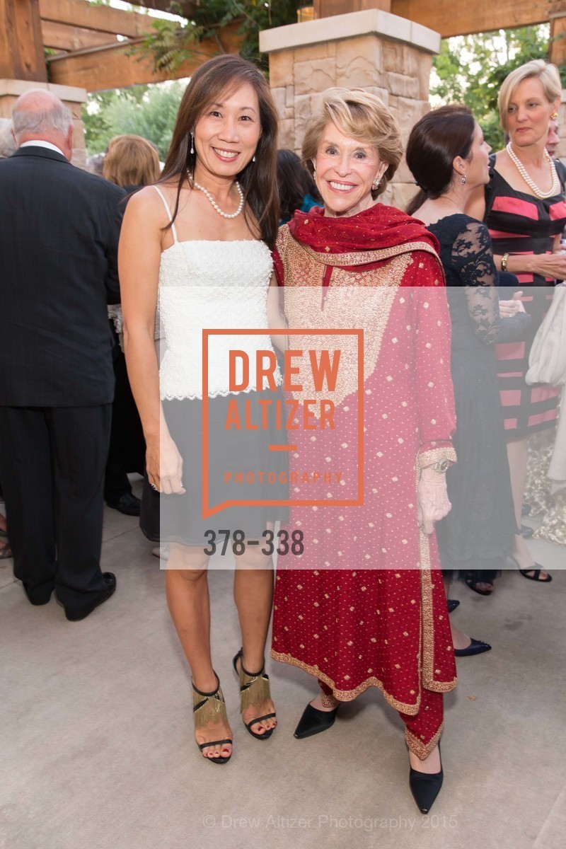 Alice Chiang, Joan Weill, Weill Hall 2015 Season Opening Gala At Sonoma State University, Sonoma State Green Music Center, Weill Hall. Sonoma State Green Music Center, Weill Hall. 1801 E Cotati Ave, October 3rd, 2015, Photo #378-338 Alice Chiang, Joan Weill, Photo #378-338