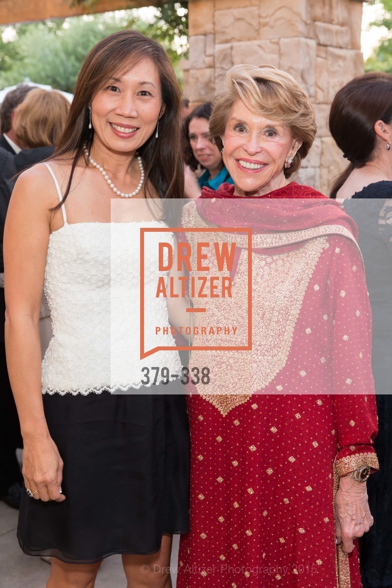 Alice Chiang, Joan Weill, Weill Hall 2015 Season Opening Gala At Sonoma State University, Sonoma State Green Music Center, Weill Hall. Sonoma State Green Music Center, Weill Hall. 1801 E Cotati Ave, October 3rd, 2015, Photo #379-338 Alice Chiang, Joan Weill, Photo #379-338