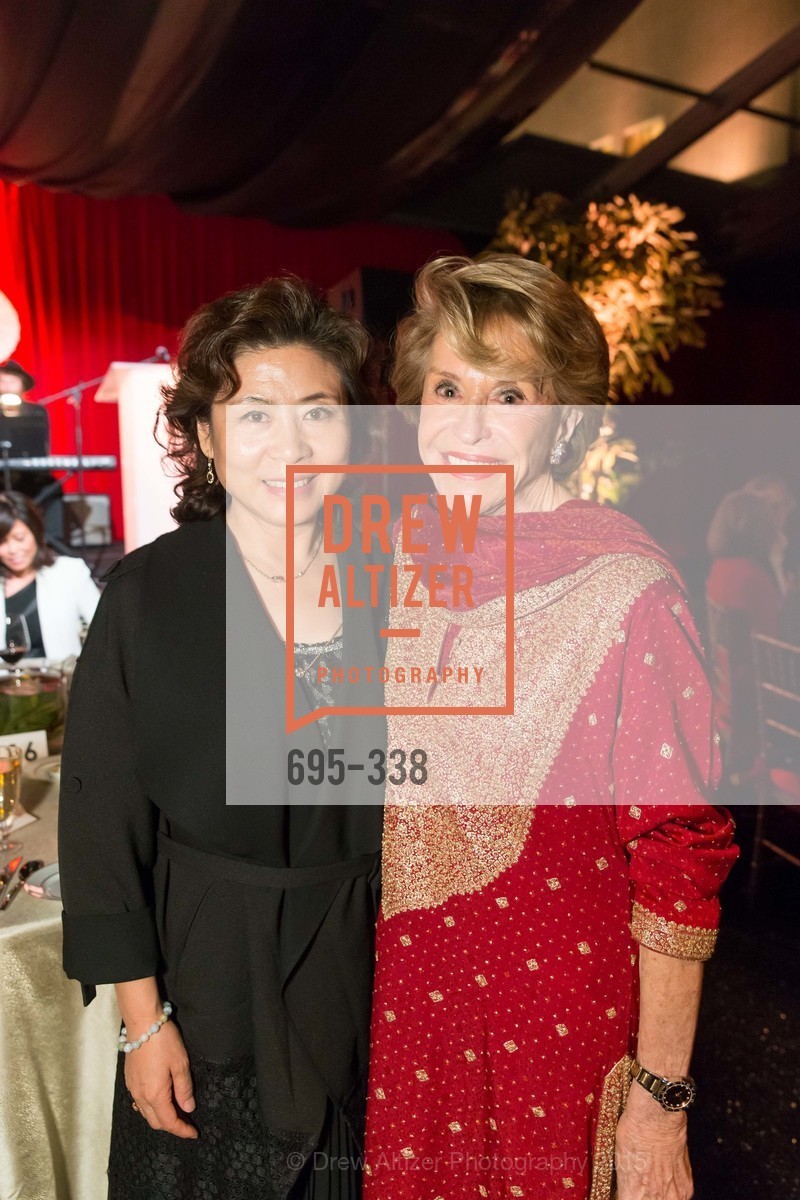 Xiulan Zhou, Joan Weill, Photo #695-338