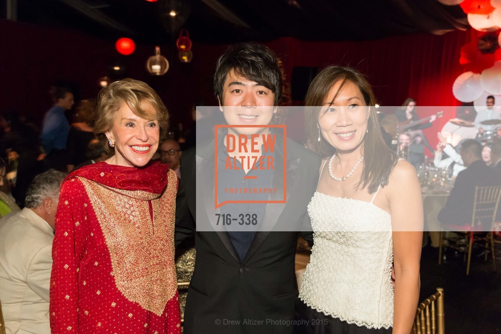 Joan Weill, Lang Lang, Alice Chiang, Weill Hall 2015 Season Opening Gala At Sonoma State University, Sonoma State Green Music Center, Weill Hall. Sonoma State Green Music Center, Weill Hall. 1801 E Cotati Ave, October 3rd, 2015, Photo #716-338 Joan Weill, Lang Lang, Alice Chiang, Photo #716-338