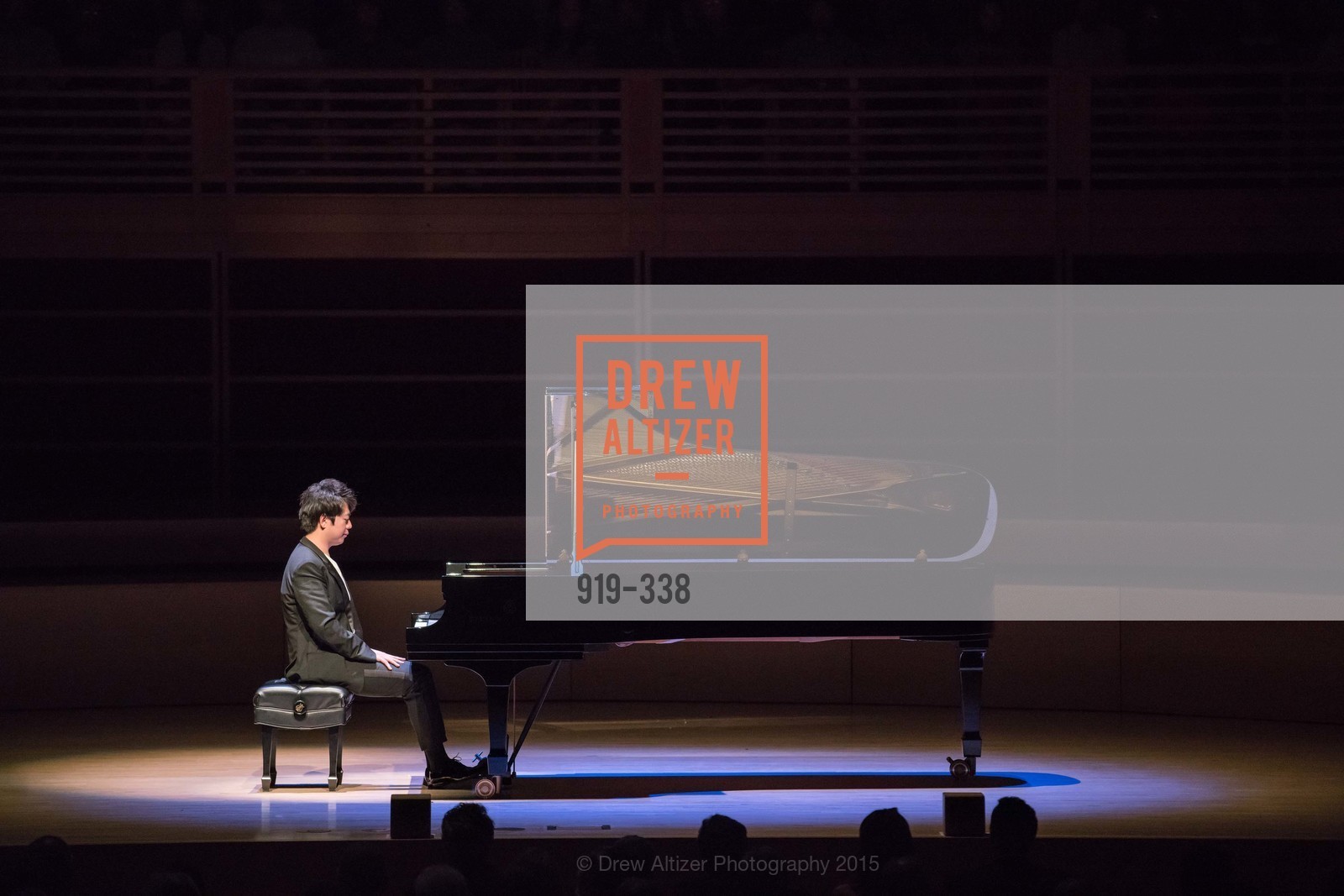Lang Lang, Weill Hall 2015 Season Opening Gala At Sonoma State University, Sonoma State Green Music Center, Weill Hall. Sonoma State Green Music Center, Weill Hall. 1801 E Cotati Ave, October 3rd, 2015, Photo #919-338 Lang Lang, Photo #919-338