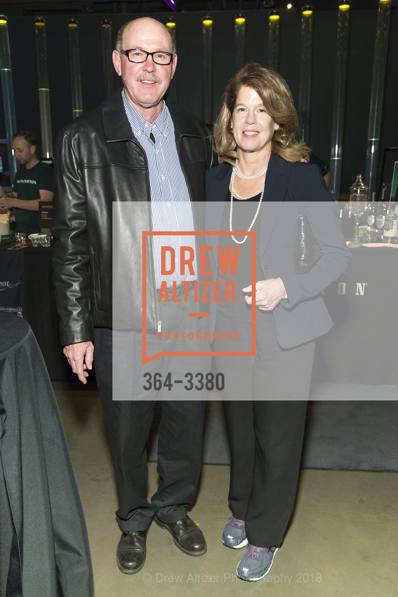 Ken Smith, Katie Zepeda, Science of Cocktails 2018, Exploratorium, Pier 15, The Embarcadero, SF. Exploratorium, Pier 15, The Embarcadero, SF, February 9th, 2018, Photo #364-3380 Ken Smith, Katie Zepeda, Photo #364-3380