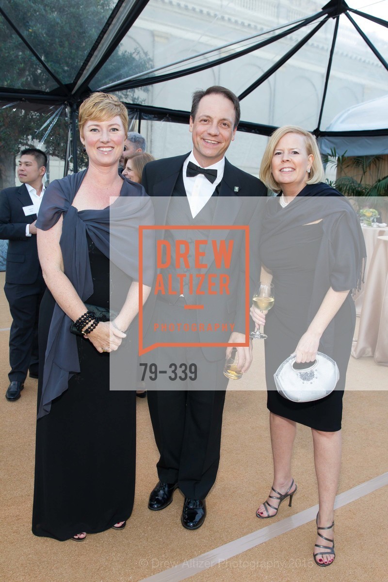 Julia Dowd, Peter Welch, Regina Doody, University of San Francisco Alumni Awards Gala 2015, University of San Francisco. University of San Francisco, October 2nd, 2015, Photo #79-339 Julia Dowd, Peter Welch, Regina Doody, Photo #79-339