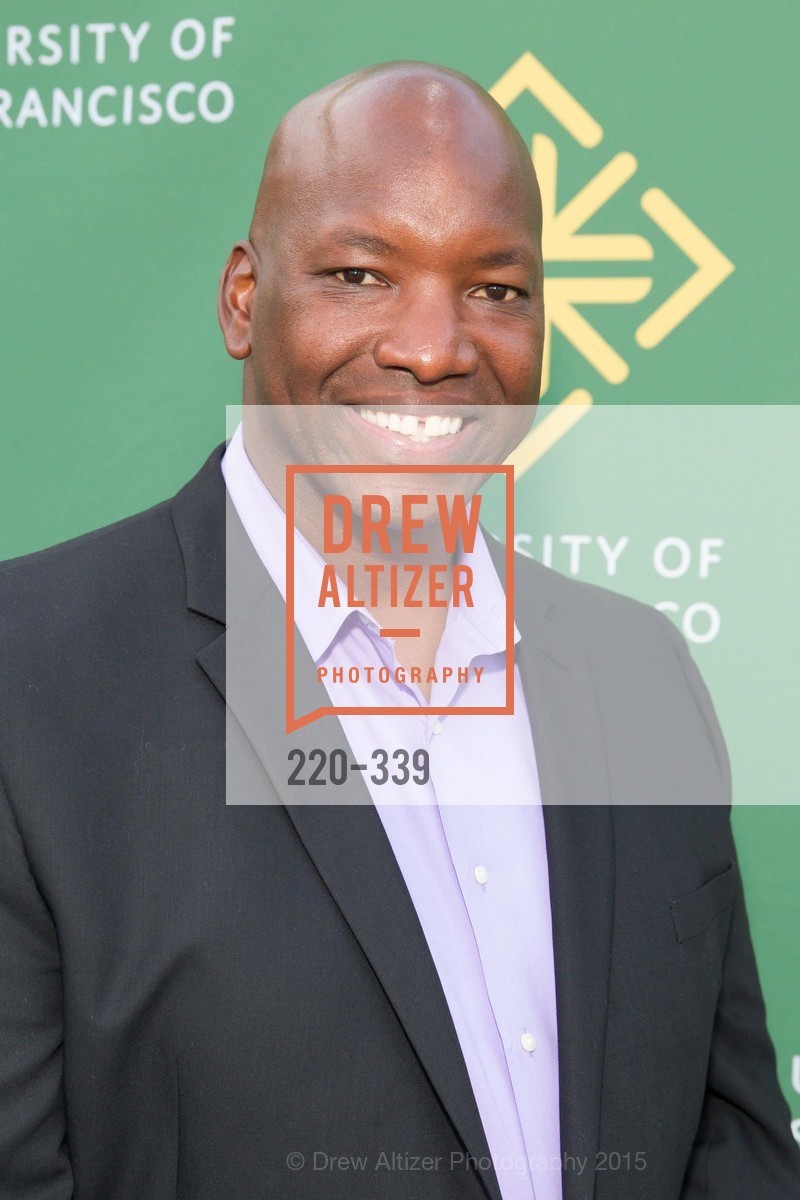 Aaron Horn, University of San Francisco Alumni Awards Gala 2015, University of San Francisco. University of San Francisco, October 2nd, 2015, Photo #220-339 Aaron Horn, Photo #220-339