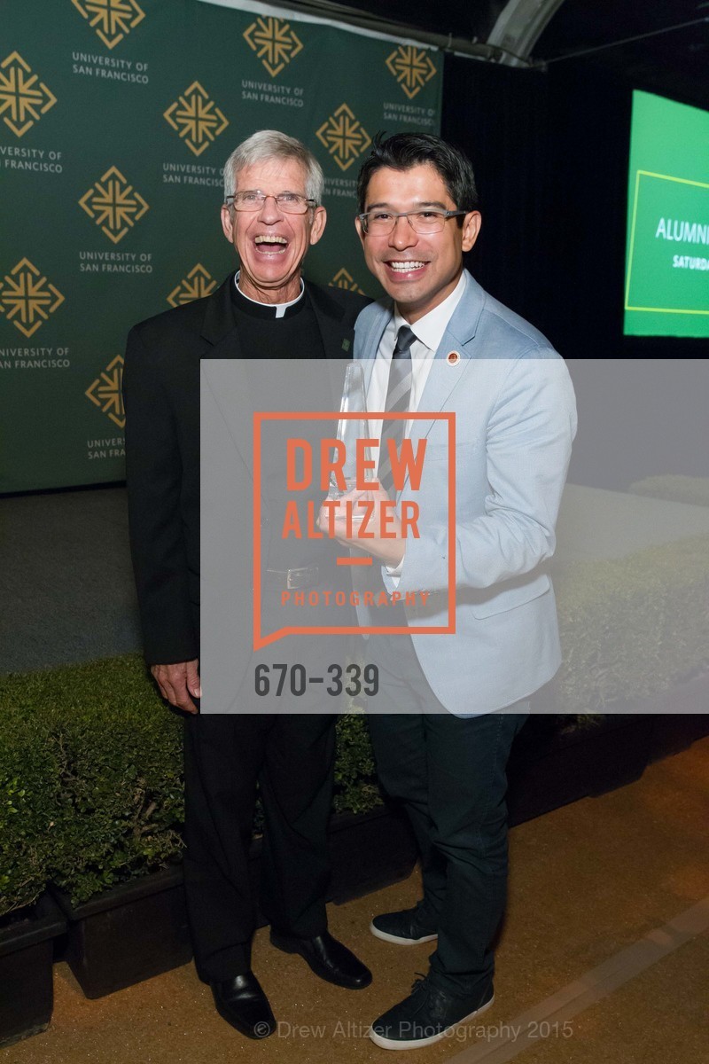 Stephen Privett, Carlos Menchaca, University of San Francisco Alumni Awards Gala 2015, University of San Francisco. University of San Francisco, October 2nd, 2015, Photo #670-339 Stephen Privett, Carlos Menchaca, Photo #670-339