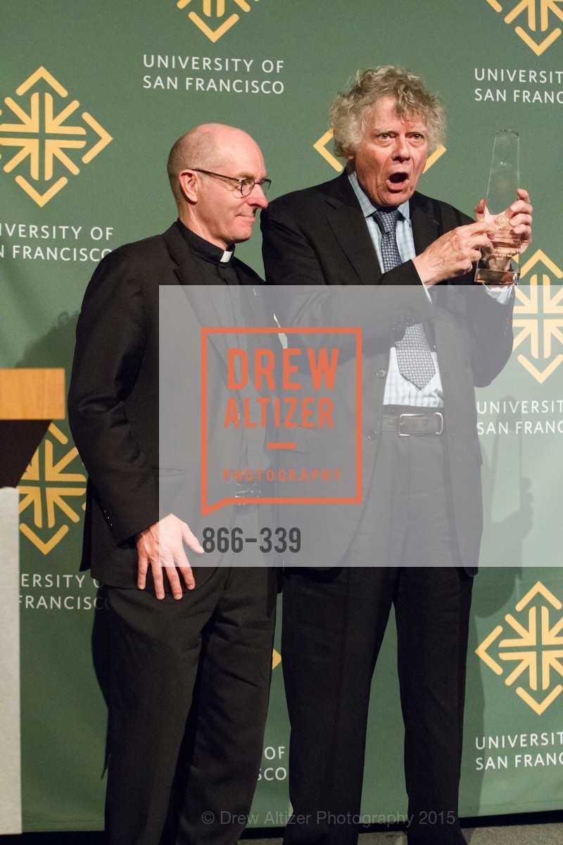 Paul Fitzgerald, Gordon Getty, University of San Francisco Alumni Awards Gala 2015, University of San Francisco. University of San Francisco, October 2nd, 2015, Photo #866-339 Paul Fitzgerald, Gordon Getty, Photo #866-339