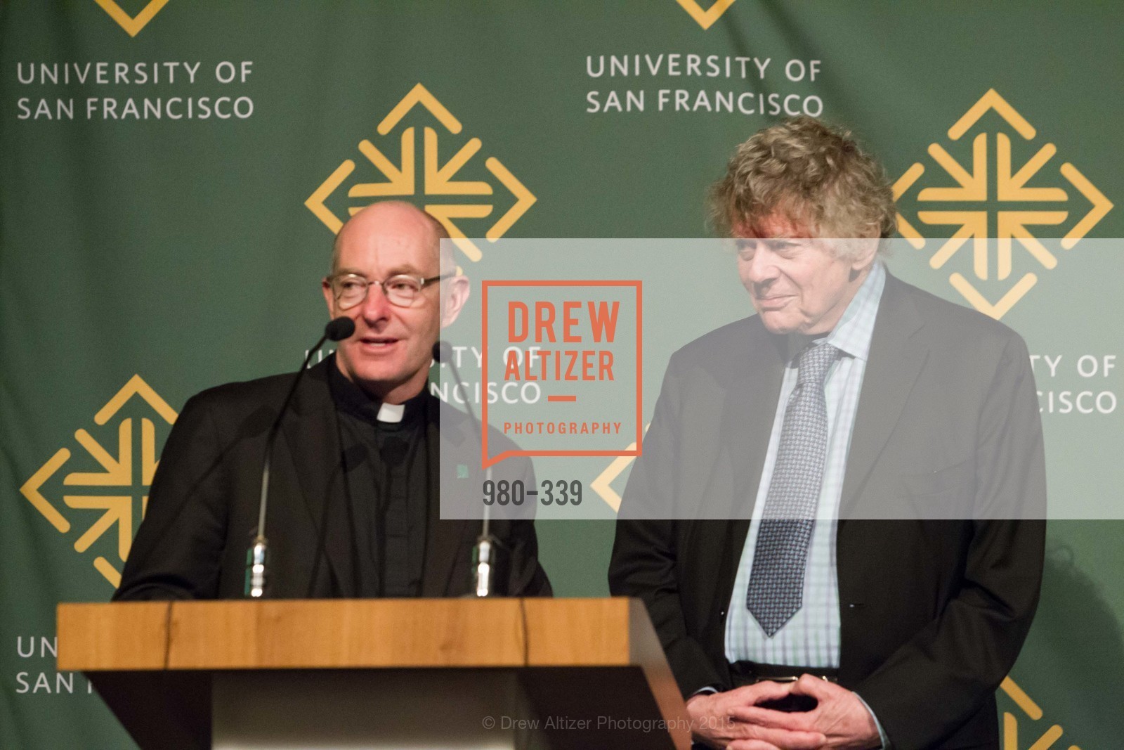 Paul Fitzgerald, Gordon Getty, University of San Francisco Alumni Awards Gala 2015, University of San Francisco. University of San Francisco, October 2nd, 2015, Photo #980-339 Paul Fitzgerald, Gordon Getty, Photo #980-339