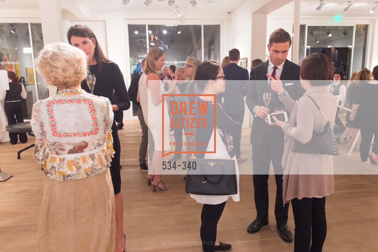 Atmosphere, Gucci & Vogue Dinner, Hedge Gallery. Hedge Gallery, October 2nd, 2015, Photo #534-340 Atmosphere, Photo #534-340