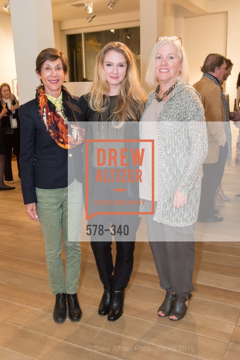 Tina Saunders, Courtney Colman, Tanya Strimp, Gucci & Vogue Dinner, Hedge Gallery. Hedge Gallery, October 2nd, 2015, Photo #578-340 Tina Saunders, Courtney Colman, Tanya Strimp, Photo #578-340