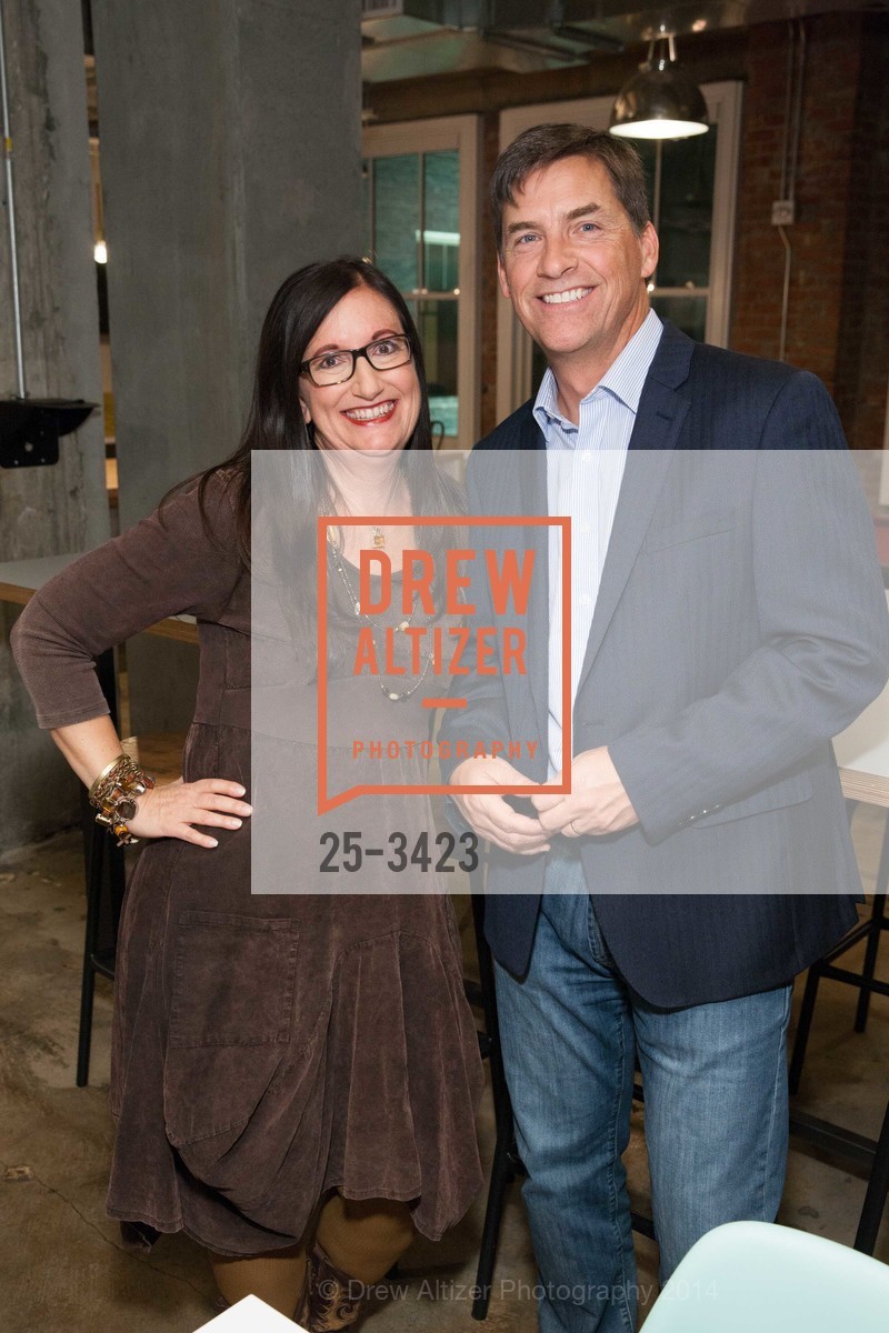 Carol Sandman, Russ Nichols, FUTURES TECH + DESIGN Dinner, US, November 13th, 2014, Photo #25-3423 Carol Sandman, Russ Nichols, Photo #25-3423