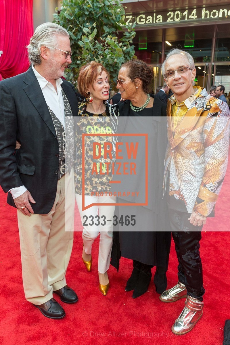 Tim O'Shea, Norah Jones, Peggy Arent, Norman Stone, SF JAZZ Gala Honors Herbie Hancock, US, May 16th, 2014, Photo #2333-3465 Tim O'Shea, Norah Jones, Peggy Arent, Norman Stone, Photo #2333-3465
