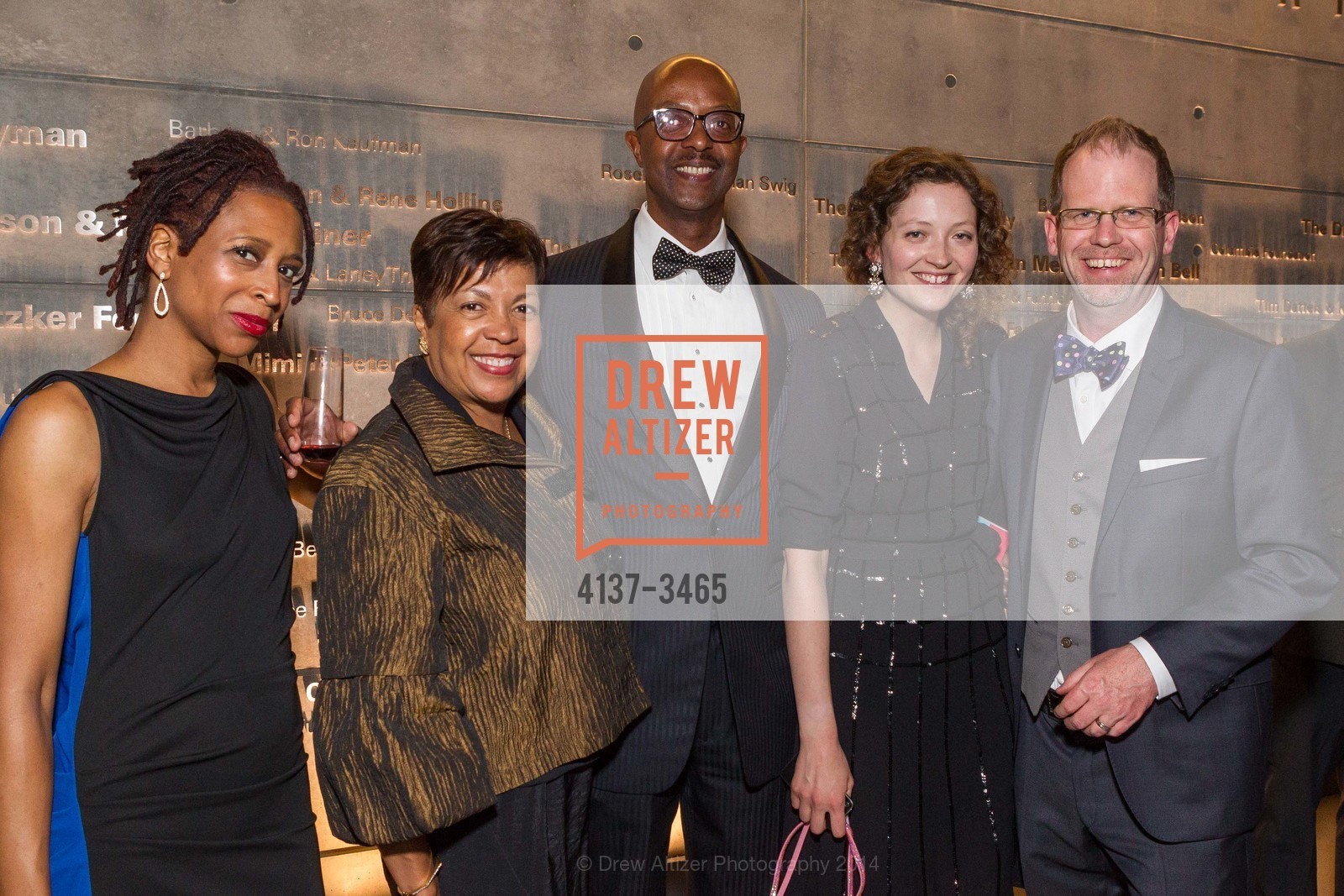 Katiti Crawford, Angela Harris, Tony Harris, Victoria Hinshaw, Tom Porter, SF JAZZ Gala Honors Herbie Hancock, US, May 16th, 2014, Photo #4137-3465 Katiti Crawford, Angela Harris, Tony Harris, Victoria Hinshaw, Tom Porter, Photo #4137-3465