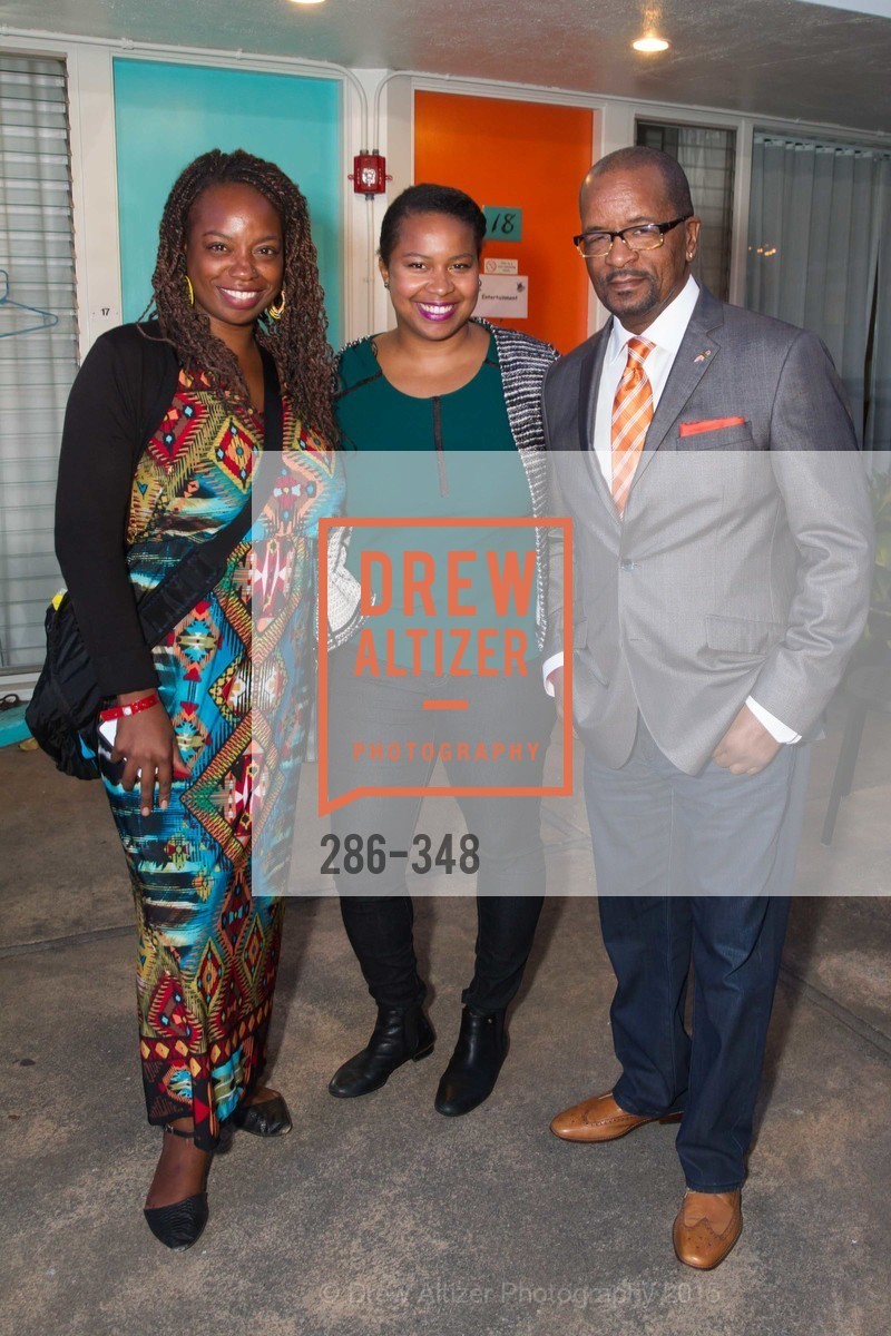 Megan Mitchell, Ayo Suber, Gerry Dove, TNDC Annual Celebrity Pool Toss, Phoenix Hotel. Phoenix Hotel, . 601 Eddy St, October 7th, 2015, Photo #286-348 Megan Mitchell, Ayo Suber, Gerry Dove, Photo #286-348