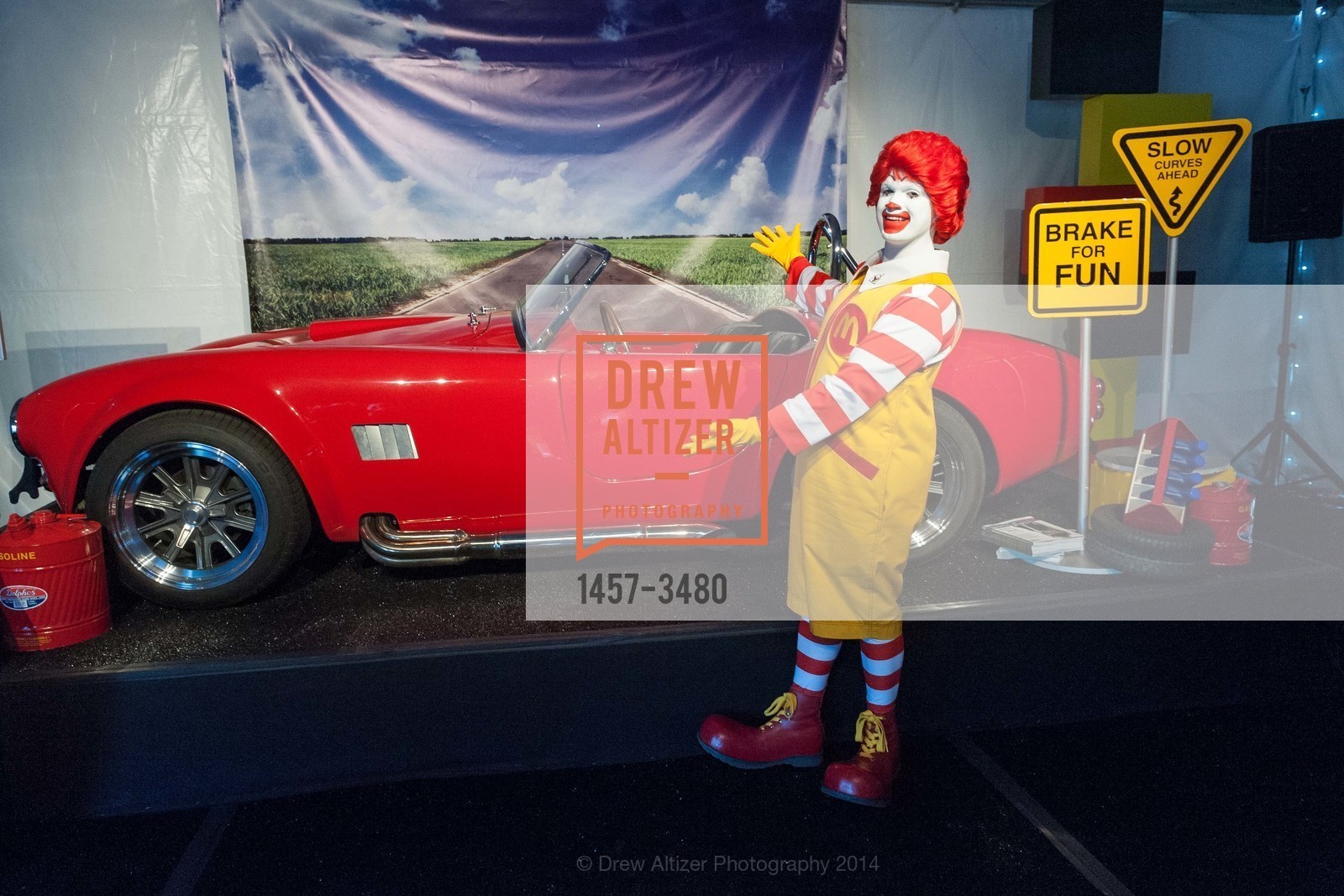 Ronald McDonald, Photo #1457-3480