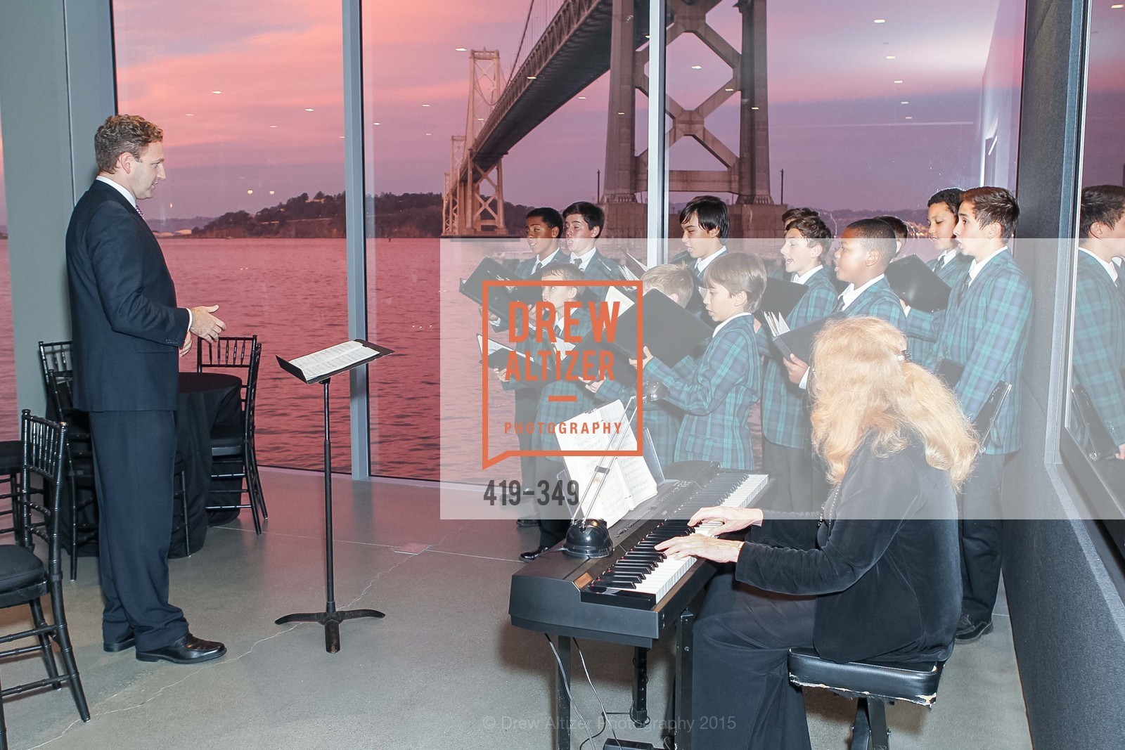 Performance, Cocktails on the Pier- A BASIC Fund Thank You, Pier 24 Photography. 24 Pier The Embarcadero, October 8th, 2015,Drew Altizer, Drew Altizer Photography, full-service agency, private events, San Francisco photographer, photographer california