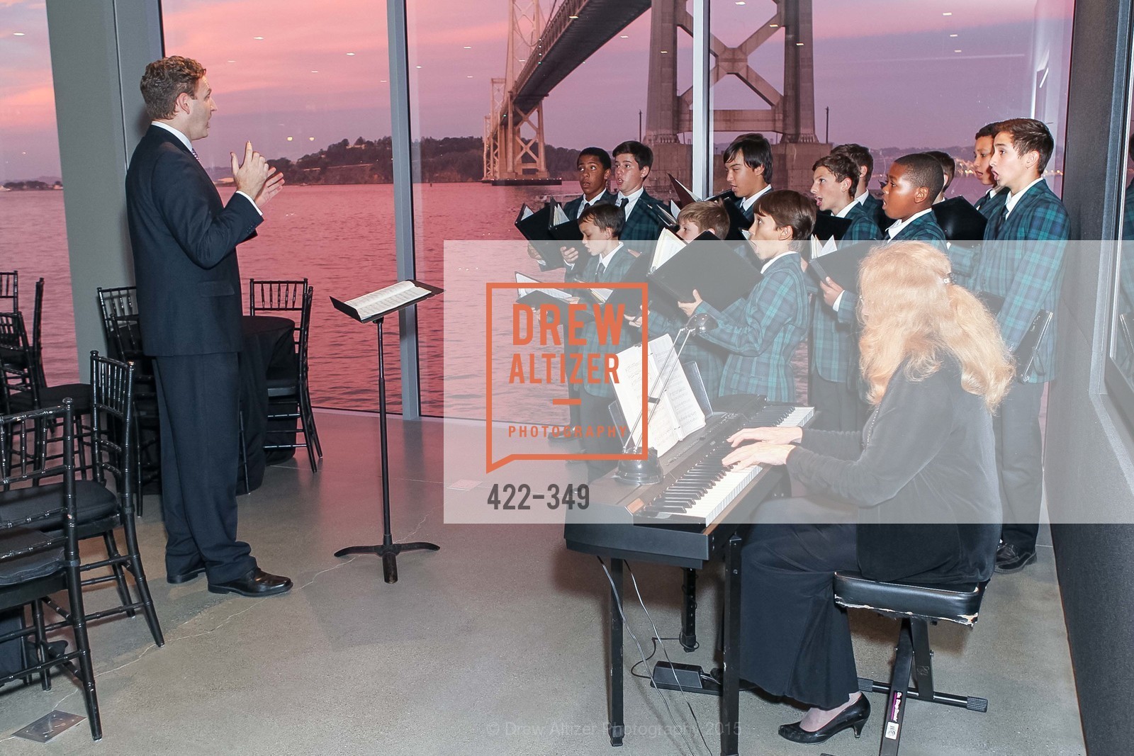 Performance, Cocktails on the Pier- A BASIC Fund Thank You, Pier 24 Photography. 24 Pier The Embarcadero, October 8th, 2015,Drew Altizer, Drew Altizer Photography, full-service agency, private events, San Francisco photographer, photographer california