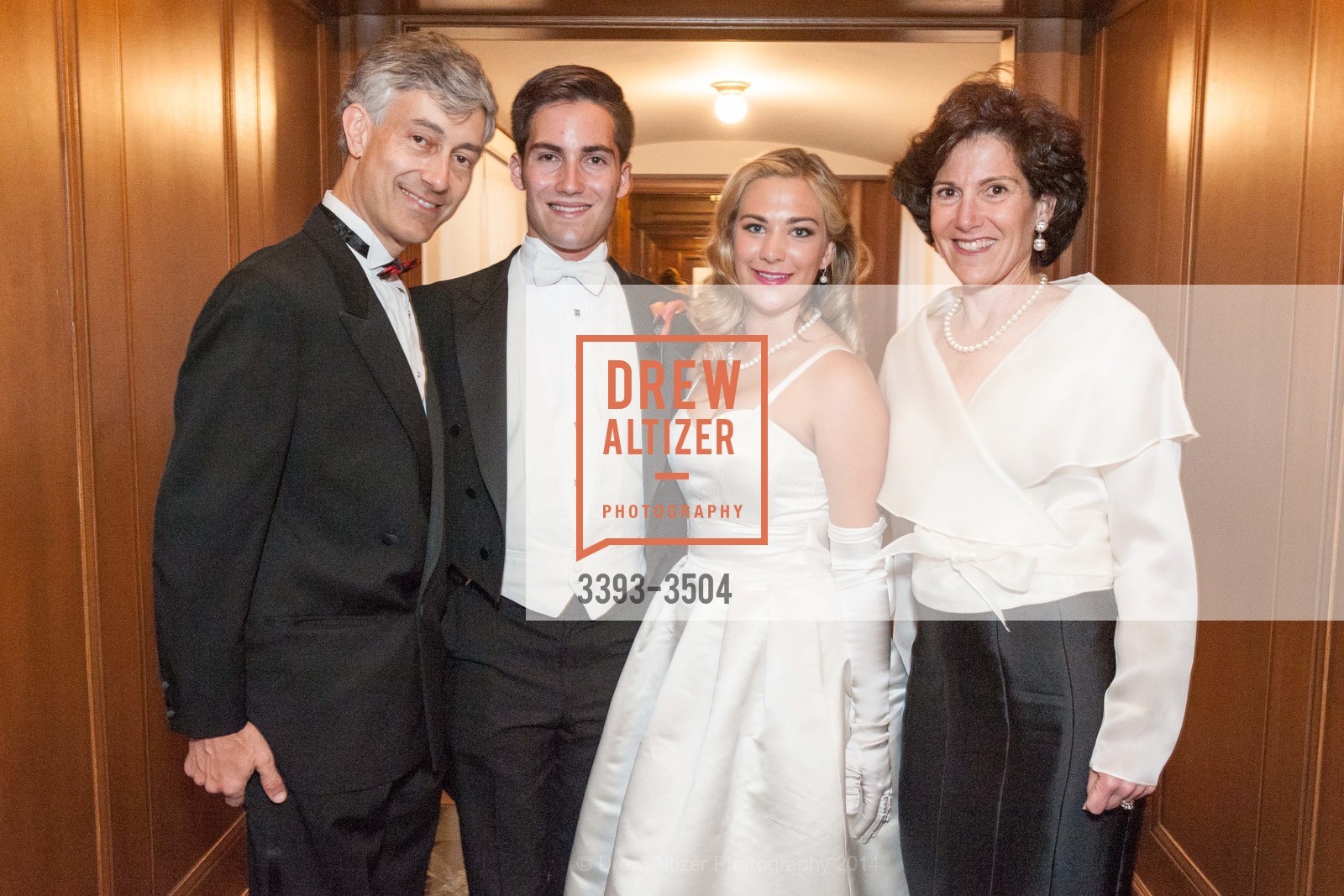 Gary Lauder, Josh Lauder, Mackenzie Hutchinson, Laura Lauder, San Francisco Debutante Ball 2014, US, June 14th, 2014, Photo #3393-3504 Gary Lauder, Josh Lauder, Mackenzie Hutchinson, Laura Lauder, Photo #3393-3504