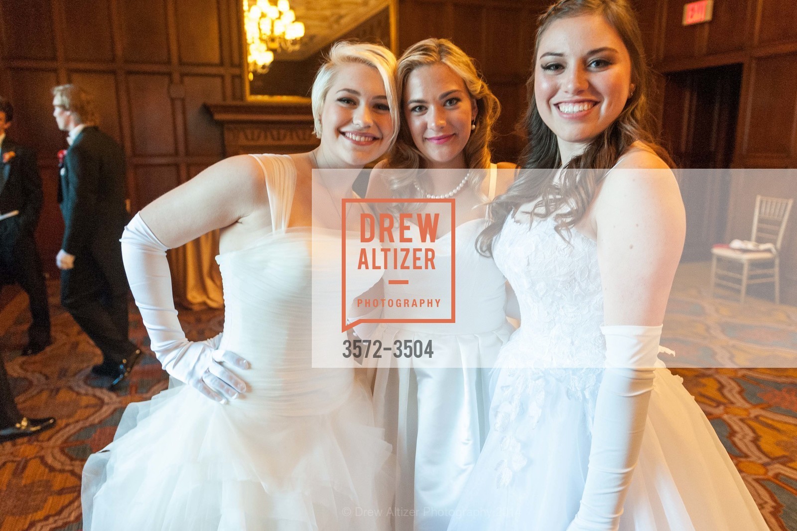 Carolin Trocme, Mackenzie Hutchinson, Claire Solomon, San Francisco Debutante Ball 2014, US, June 14th, 2014, Photo #3572-3504 Carolin Trocme, Mackenzie Hutchinson, Claire Solomon, Photo #3572-3504