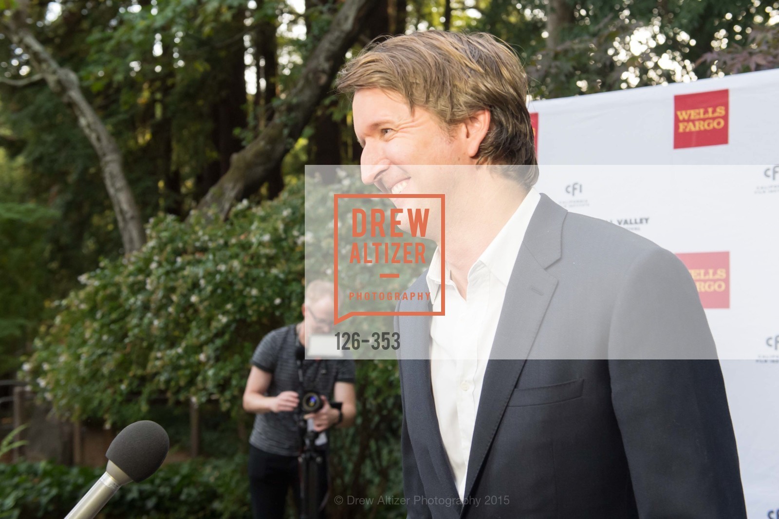 Tom Hooper, Mill Valley Film Festival Opening Night VIP Reception, Outdoor Art Club. 1 W Blithedale Ave, October 8th, 2015,Drew Altizer, Drew Altizer Photography, full-service agency, private events, San Francisco photographer, photographer california