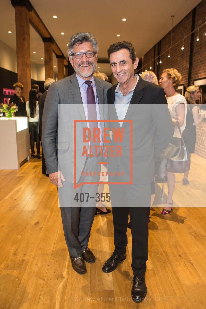 Mario Diaz, Neal Benezra, SFMOMA Contemporary Vision Award Launch Party, Leica. Leica, . 463 Bush St, October 8th, 2015, Photo #407-355 Mario Diaz, Neal Benezra, Photo #407-355
