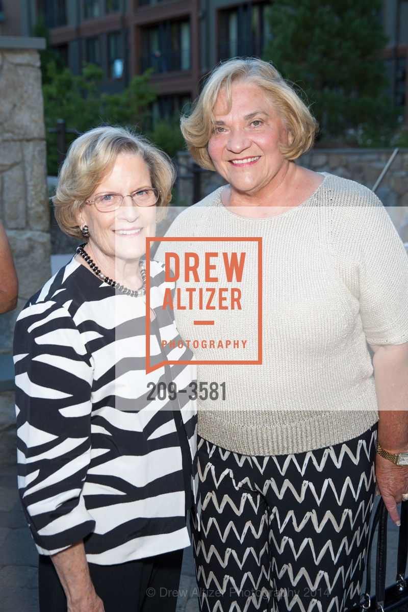 Carolea White, Helga Marty, LEAGUE TO SAVE LAKE TAHOE, Ritz-Carlton Cocktail Reception, US, August 1st, 2014, Photo #209-3581 Carolea White, Helga Marty, Photo #209-3581