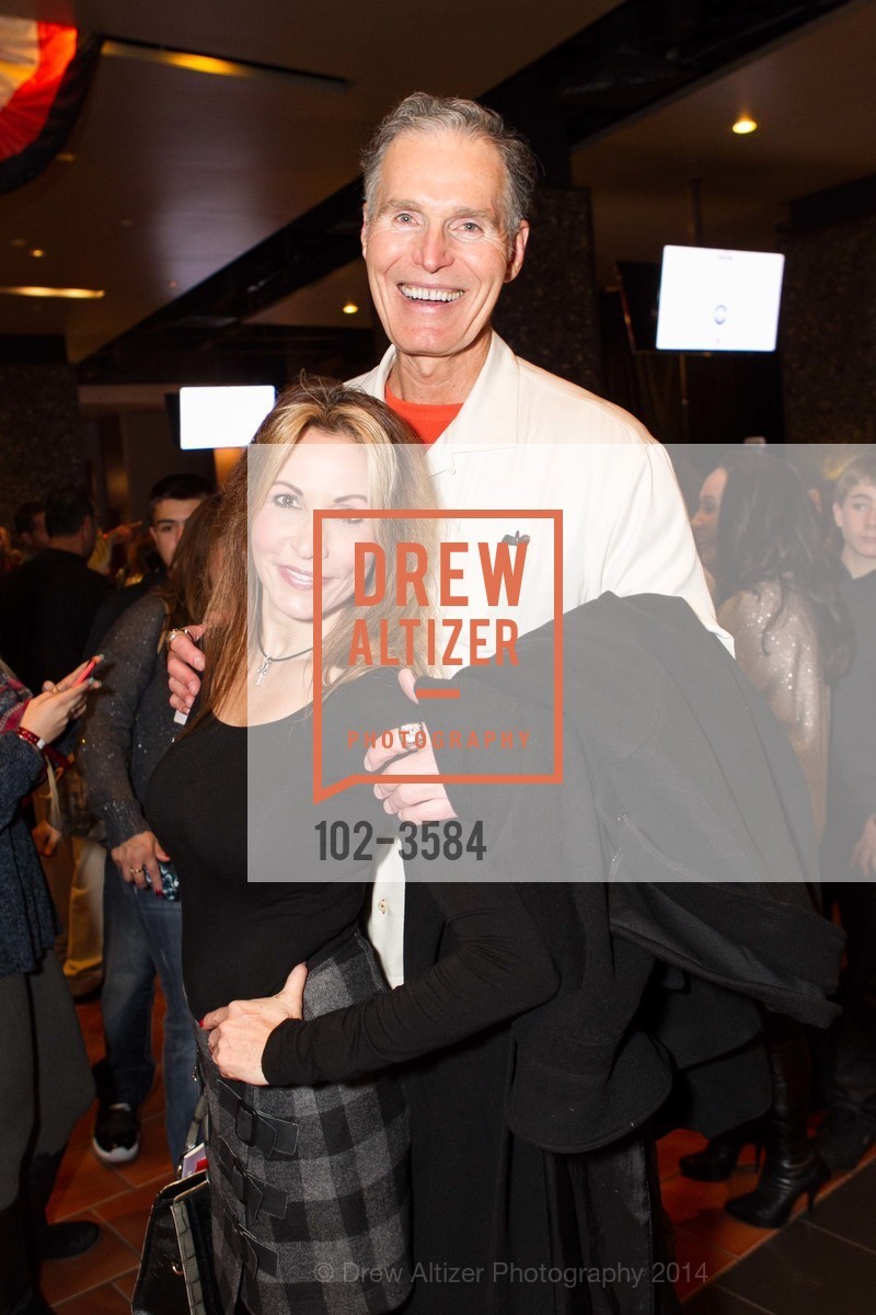 Razya Pollock, Allan Kennedy, HOLIDAY HEROES 2014, US, December 9th, 2014, Photo #102-3584 Razya Pollock, Allan Kennedy, Photo #102-3584