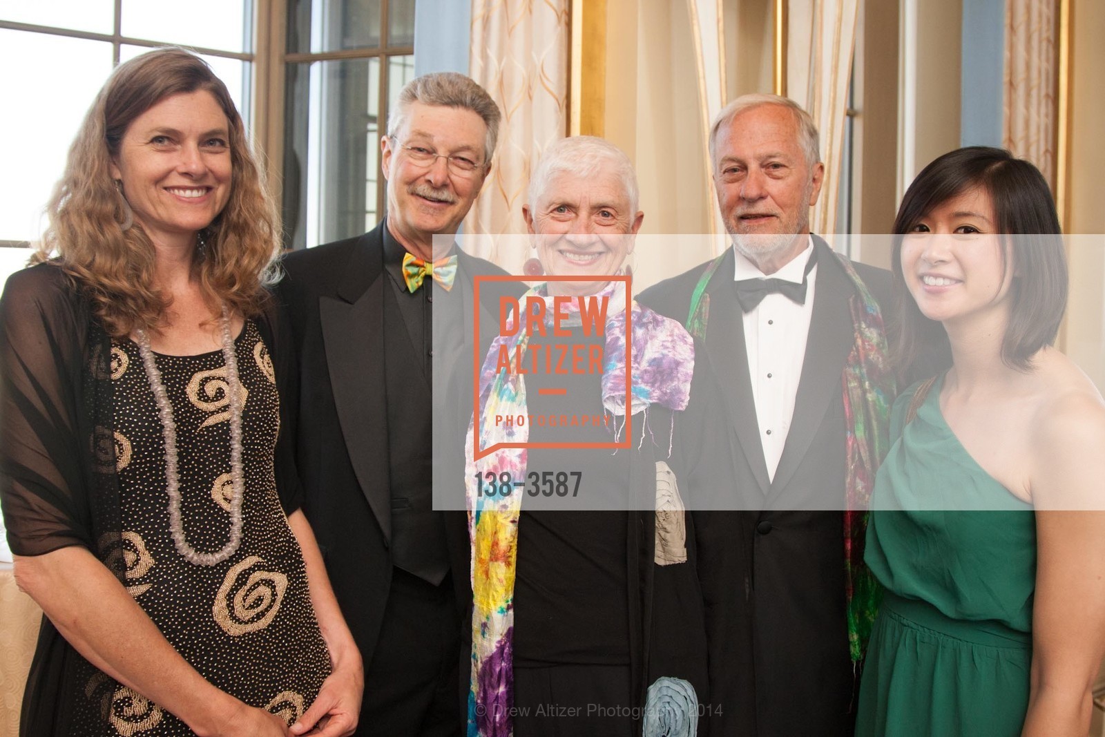 Mary Hofstedt, Victor Ortiz, Sharon Hofstedt, Tom Hofstedt, Colleen Ma, BLACK TIE & TIE DYE 2014 Gala, US, May 16th, 2014, Photo #138-3587 Mary Hofstedt, Victor Ortiz, Sharon Hofstedt, Tom Hofstedt, Colleen Ma, Photo #138-3587