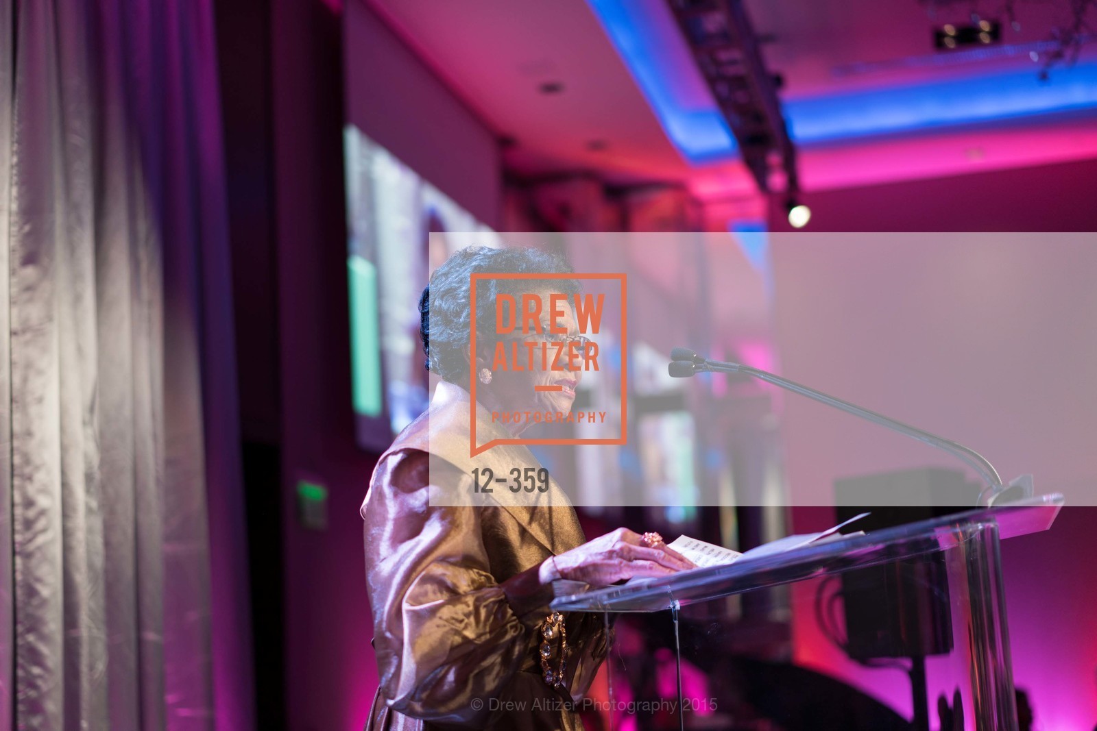 Belva Davis, 2015 MoAD Gala: Finding the I in Diaspora, MoAD Museum & The St. Regis. MoAD Museum & The St. Regis, October 9th, 2015, Photo #12-359 Belva Davis, Photo #12-359