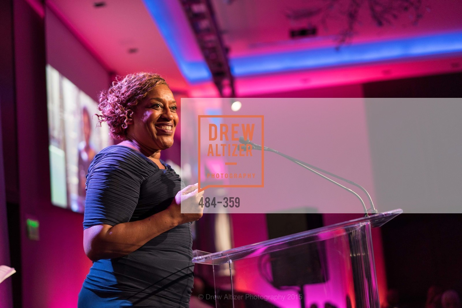 CCH Pounder, 2015 MoAD Gala: Finding the I in Diaspora, MoAD Museum & The St. Regis. MoAD Museum & The St. Regis, October 9th, 2015, Photo #484-359 CCH Pounder, Photo #484-359