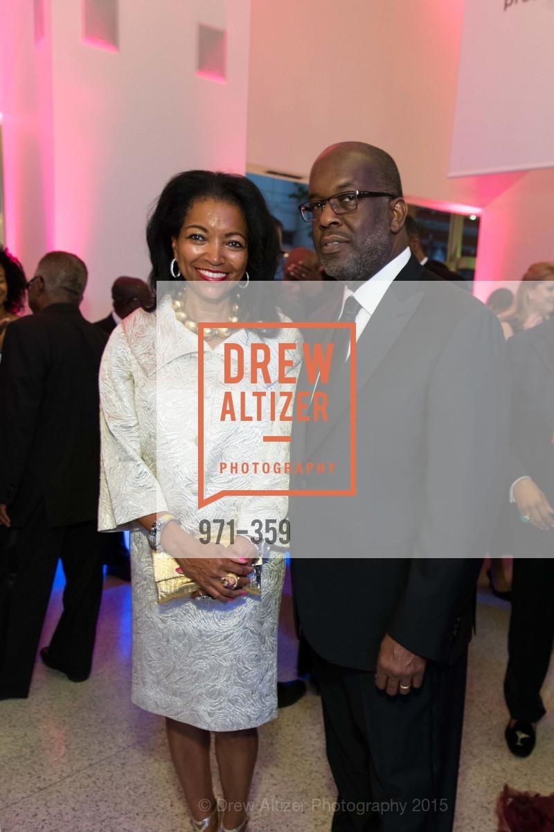 Denise Bradley Tyson, Bernard Tyson, 2015 MoAD Gala: Finding the I in Diaspora, Multiple, November 11th, 2019, Photo #971-359 Denise Bradley Tyson, Bernard Tyson, Photo #971-359