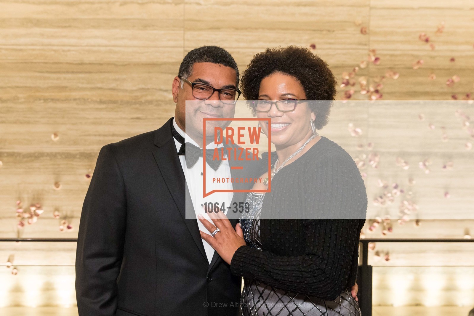 Biff Clark, Yvette Hollingsworth Clark, 2015 MoAD Gala: Finding the I in Diaspora, MoAD Museum & The St. Regis. MoAD Museum & The St. Regis, October 9th, 2015, Photo #1064-359 Biff Clark, Yvette Hollingsworth Clark, Photo #1064-359