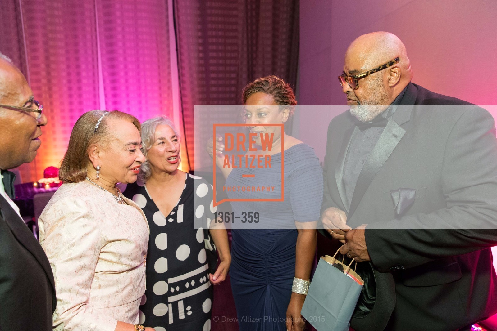 Lowell James Gibbs, Jewelle Taylor Gibbs, Peggy Woodford Forbes, CCH Pounder, Gregory Edwards, 2015 MoAD Gala: Finding the I in Diaspora, MoAD Museum & The St. Regis. MoAD Museum & The St. Regis, October 9th, 2015, Photo #1361-359 Lowell James Gibbs, Jewelle Taylor Gibbs, Peggy Woodford Forbes, CCH Pounder, Gregory Edwards, Photo #1361-359