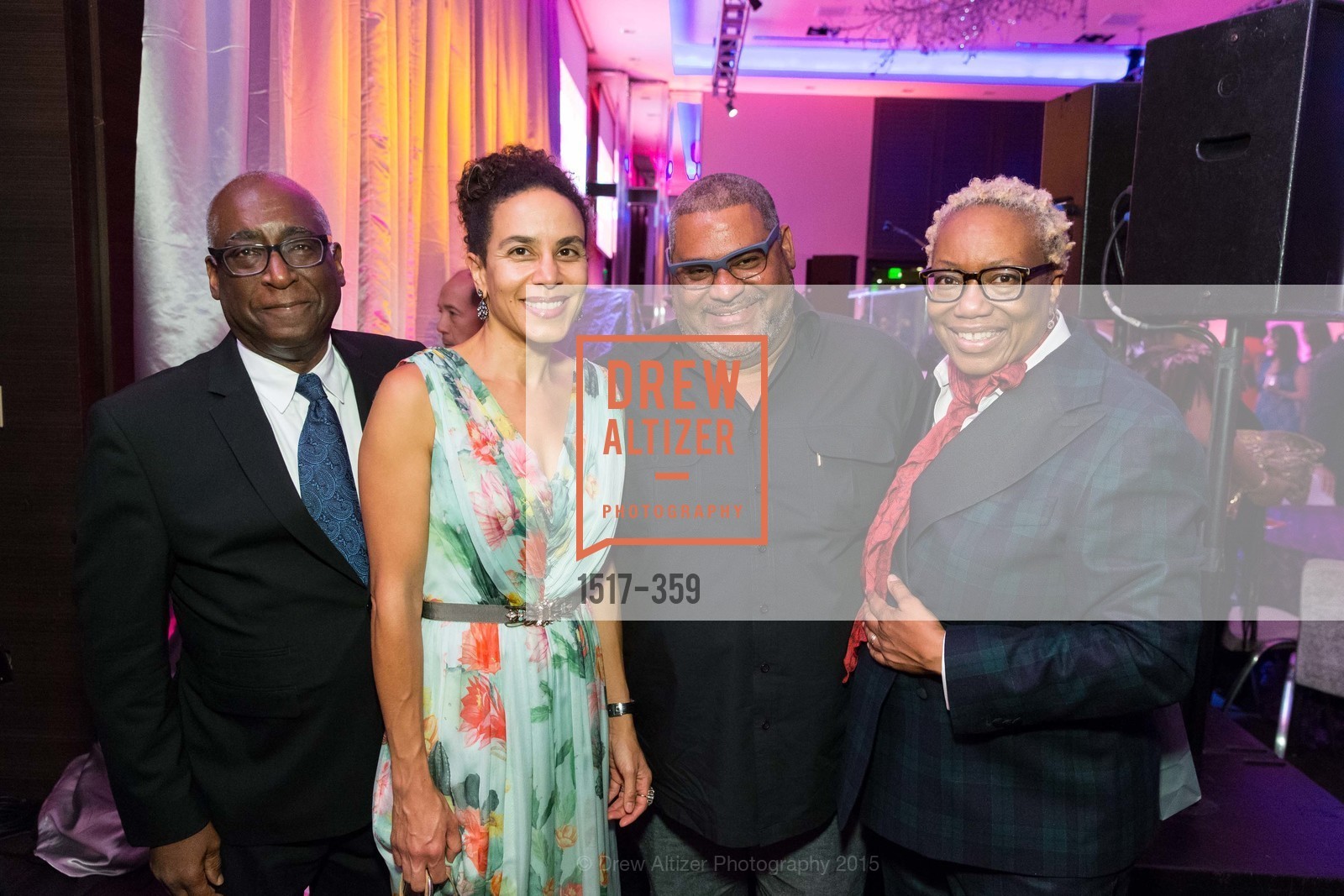 Michael Warr, Sarah Manyika, Linda Harrison, Photo #1517-359