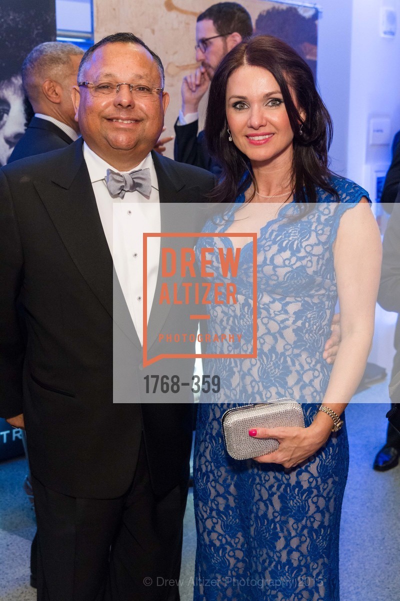 Fred Naranjo, Simona Whitley, 2015 MoAD Gala: Finding the I in Diaspora, MoAD Museum & The St. Regis. MoAD Museum & The St. Regis, October 9th, 2015, Photo #1768-359 Fred Naranjo, Simona Whitley, Photo #1768-359