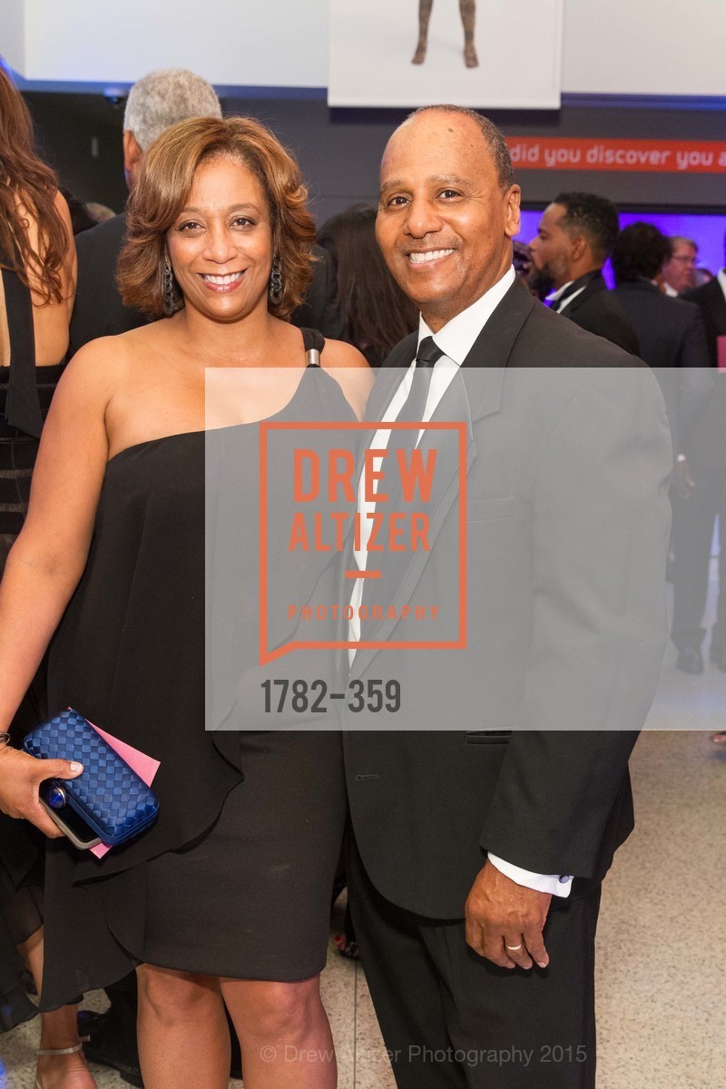 Sonia Johnson Williams, Henry Williams, 2015 MoAD Gala: Finding the I in Diaspora, MoAD Museum & The St. Regis. MoAD Museum & The St. Regis, October 9th, 2015, Photo #1782-359 Sonia Johnson Williams, Henry Williams, Photo #1782-359