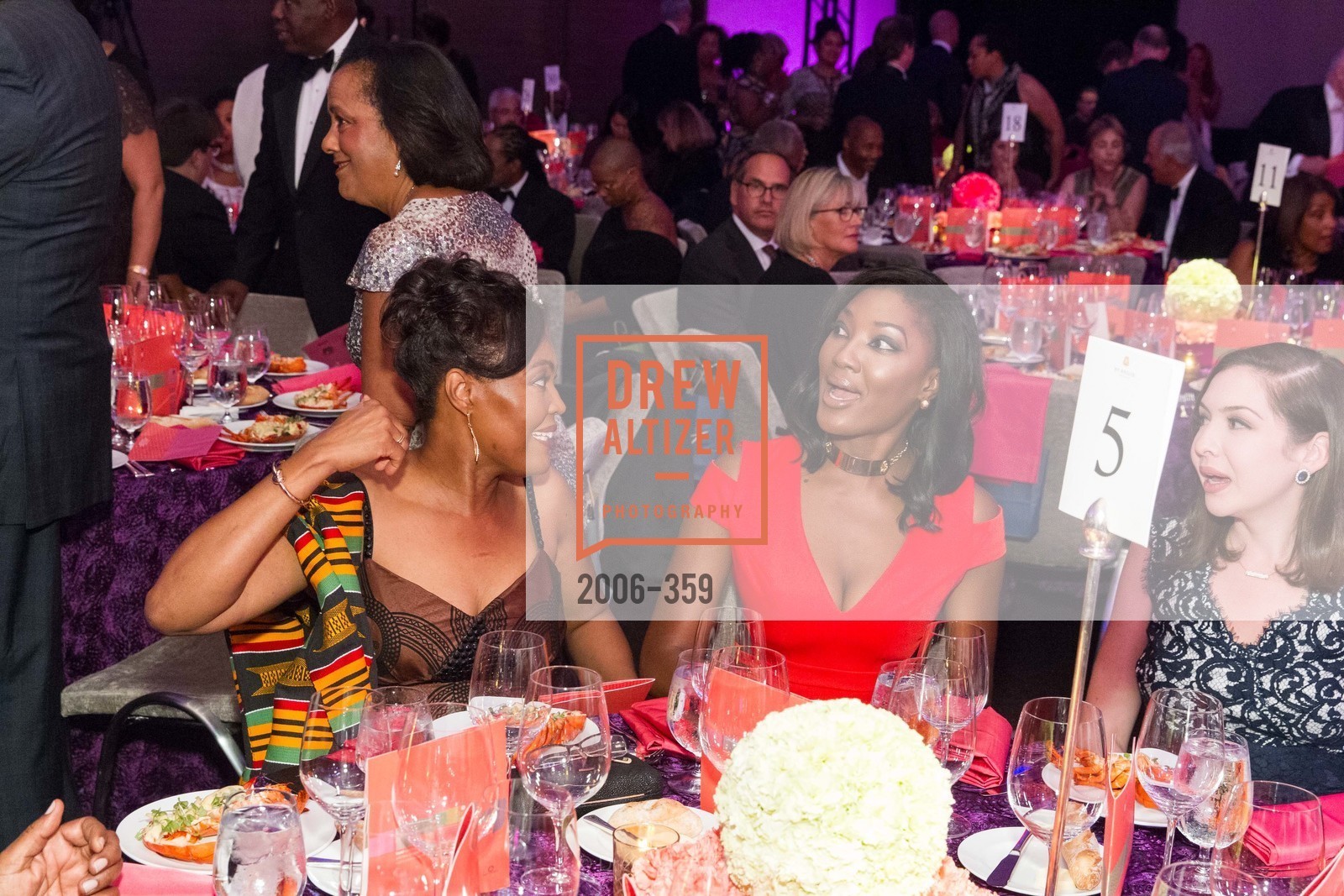 Gladys Moore, 2015 MoAD Gala: Finding the I in Diaspora, MoAD Museum & The St. Regis. MoAD Museum & The St. Regis, October 9th, 2015, Photo #2006-359 Gladys Moore, Photo #2006-359