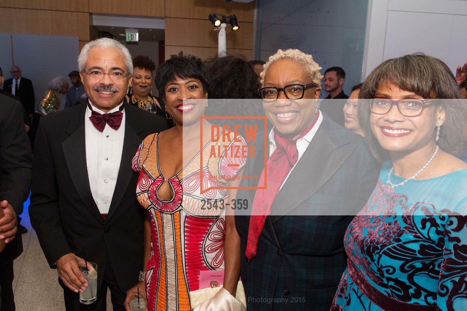 James Potter, Beryl Potter, Linda Harrison, Karen Jenkins Johnson, 2015 MoAD Gala: Finding the I in Diaspora, MoAD Museum & The St. Regis. MoAD Museum & The St. Regis, October 9th, 2015, Photo #2543-359 James Potter, Beryl Potter, Linda Harrison, Karen Jenkins Johnson, Photo #2543-359