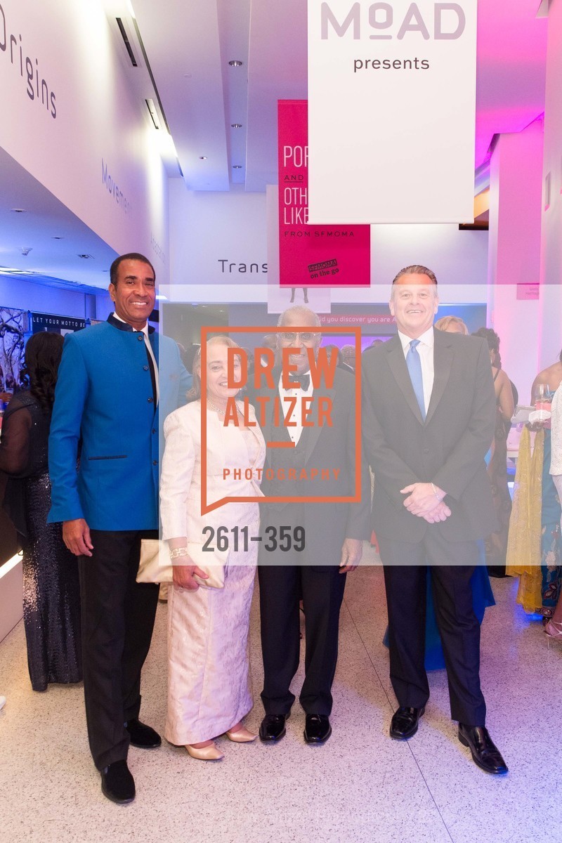 Lowell Gibbs, Jewelle Taylor Gibbs, James Lowell Gibbs, Michael Watenpaugh, 2015 MoAD Gala: Finding the I in Diaspora, MoAD Museum & The St. Regis. MoAD Museum & The St. Regis, October 9th, 2015, Photo #2611-359 Lowell Gibbs, Jewelle Taylor Gibbs, James Lowell Gibbs, Michael Watenpaugh, Photo #2611-359
