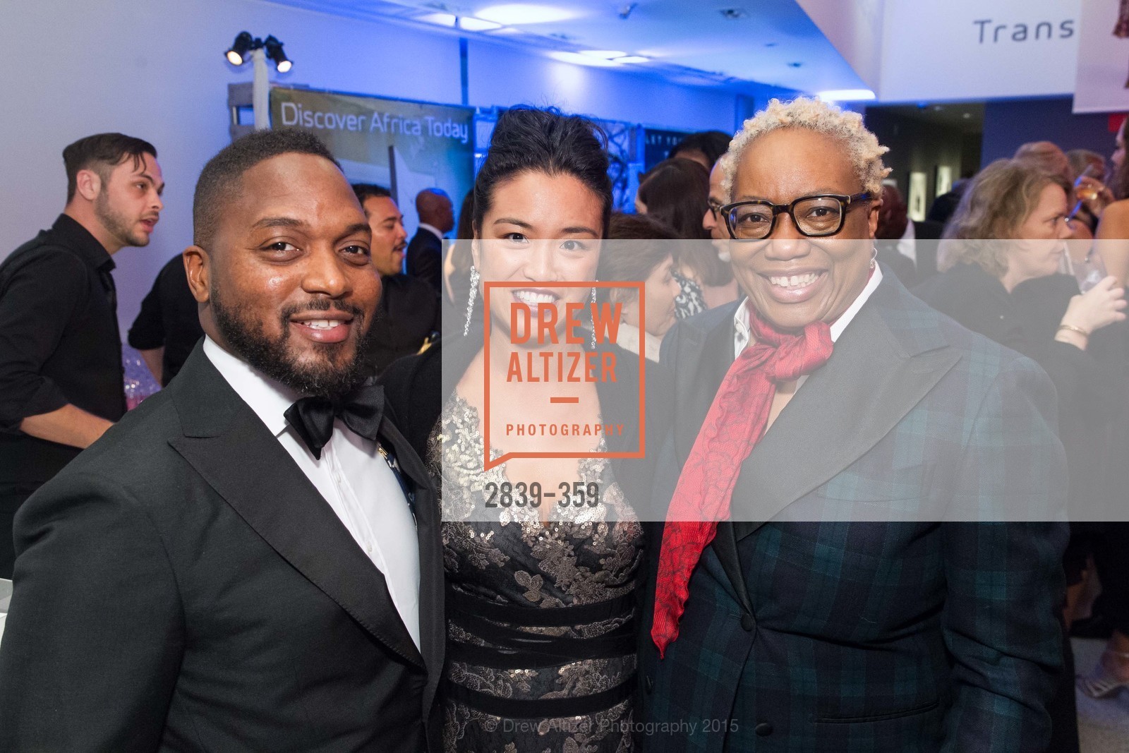 Bryant Terry, Jidan Terry-Koon, Linda Harrison, 2015 MoAD Gala: Finding the I in Diaspora, MoAD Museum & The St. Regis. MoAD Museum & The St. Regis, October 9th, 2015, Photo #2839-359 Bryant Terry, Jidan Terry-Koon, Linda Harrison, Photo #2839-359