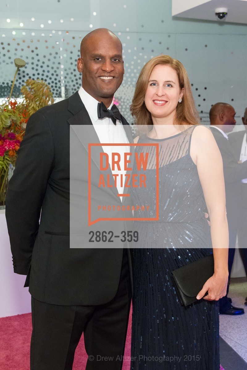 Randy Lewis, Caitlin Whittaker, 2015 MoAD Gala: Finding the I in Diaspora, MoAD Museum & The St. Regis. MoAD Museum & The St. Regis, October 9th, 2015, Photo #2862-359 Randy Lewis, Caitlin Whittaker, Photo #2862-359