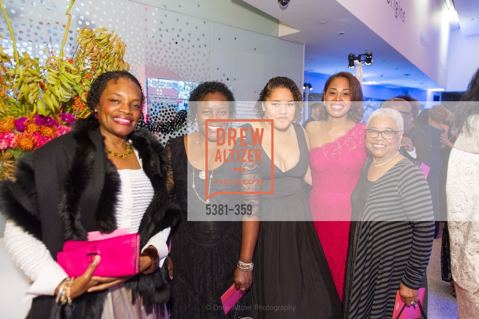 Susan Brown, Robin Brown, Besia Rose Friedel, Isabella Brown, Blanche Brown, 2015 MoAD Gala: Finding the I in Diaspora, MoAD Museum & The St. Regis. MoAD Museum & The St. Regis, Photo #5381-359 Susan Brown, Robin Brown, Besia Rose Friedel, Isabella Brown, Blanche Brown, Photo #5381-359