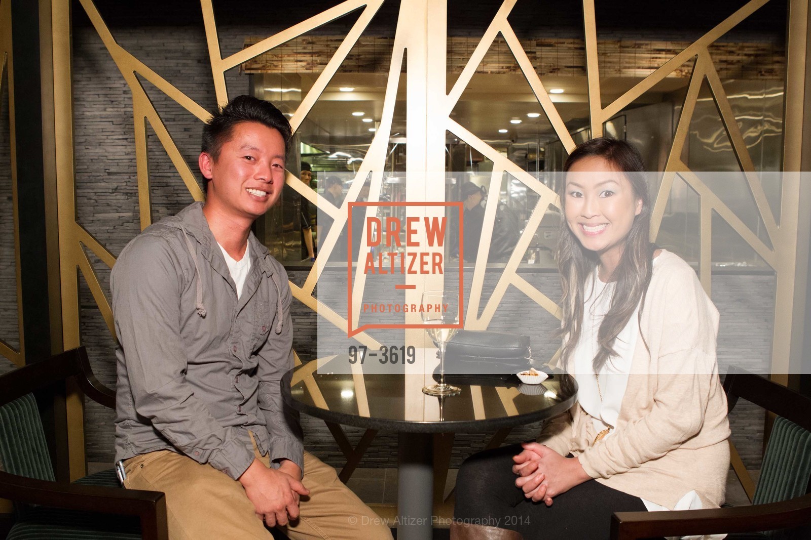 Jesse Lee, Olivia Quan, Photo #97-3619