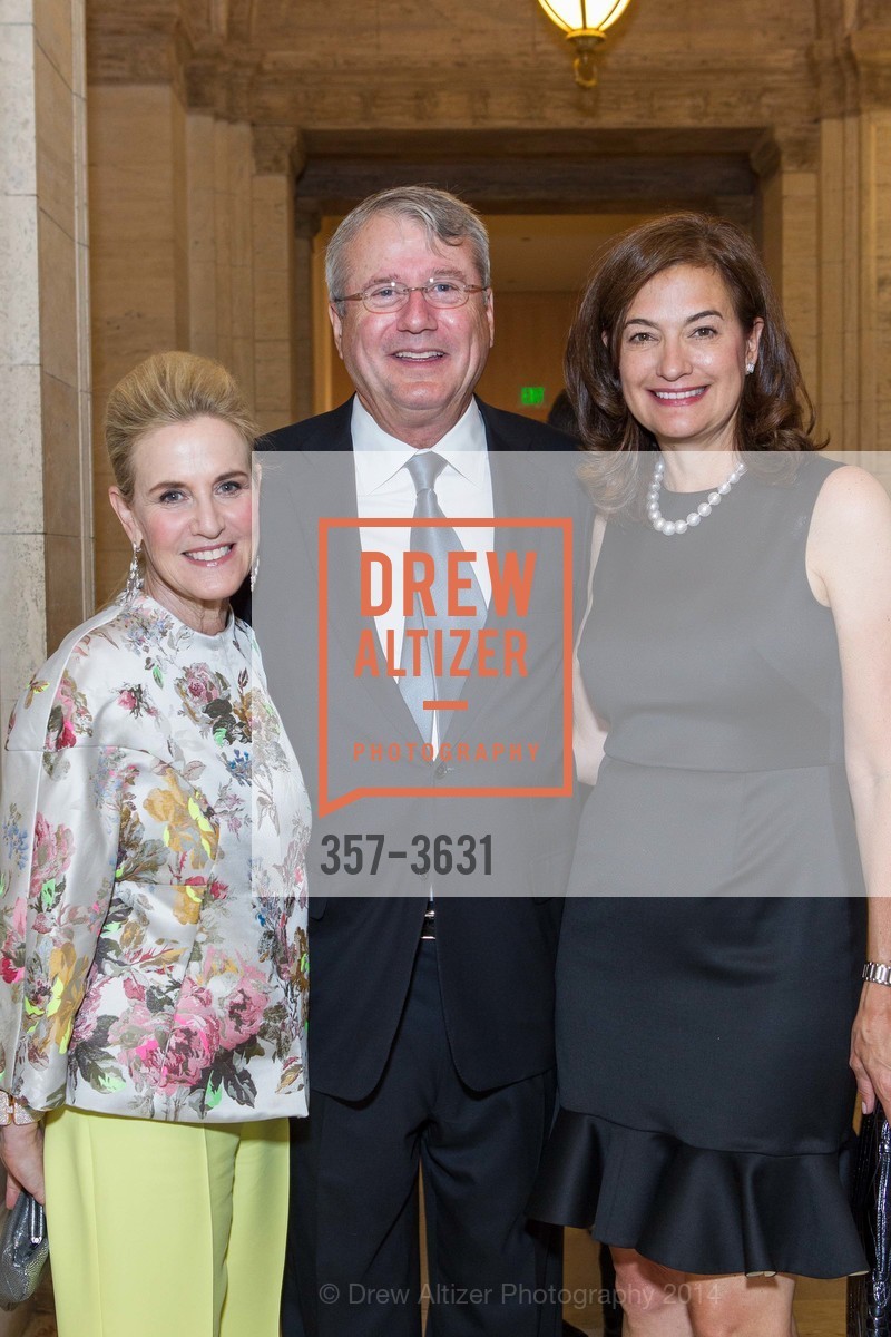 Lisa Goldman, Chris Cohan, Angela Cohan, ASIAN ART MUSEUM Presents Gorgeous Gala, US, June 18th, 2014, Photo #357-3631 Lisa Goldman, Chris Cohan, Angela Cohan, Photo #357-3631