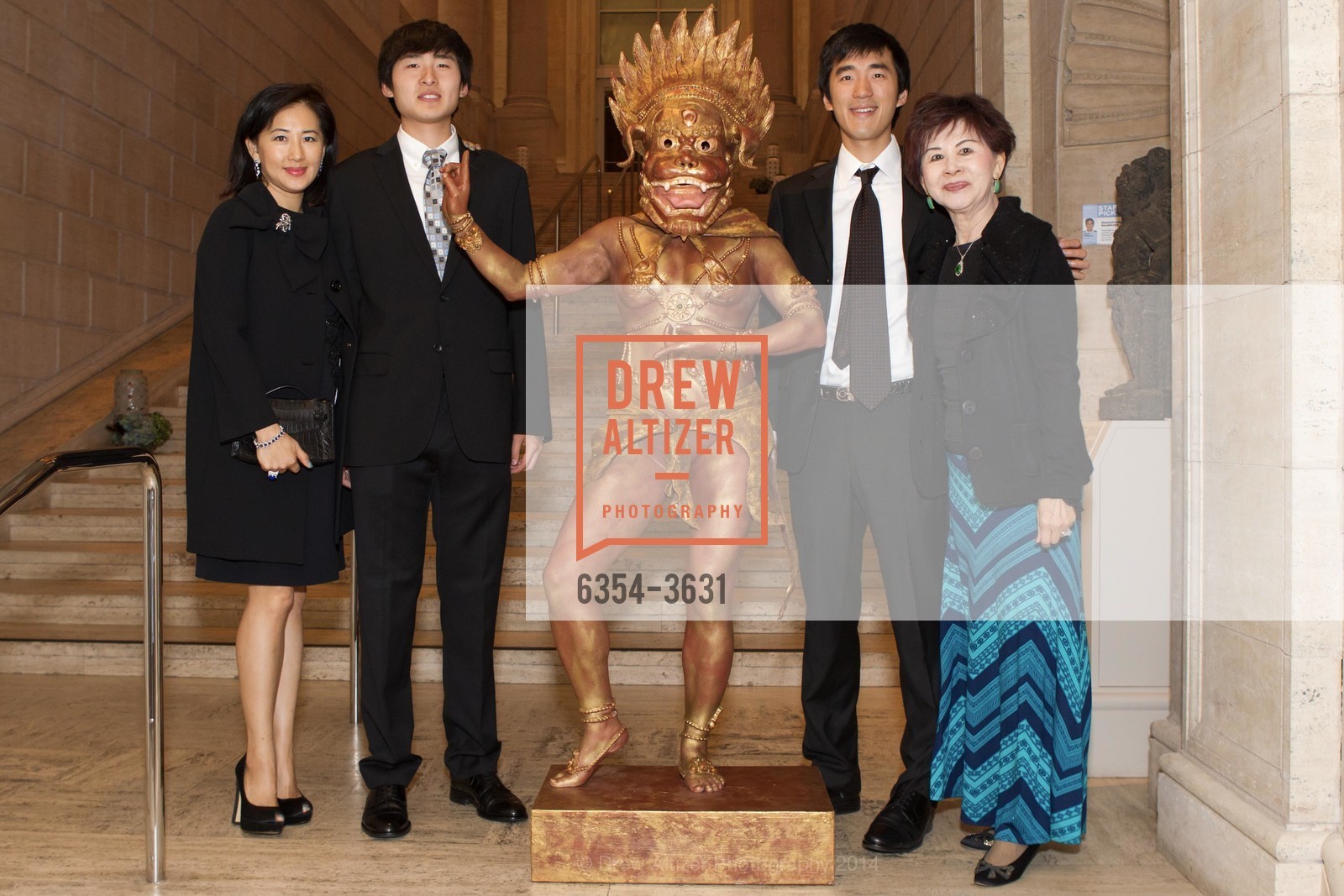 Gorretti Lui, Justin Lui, Elliott Lui, Katherine Lo, Photo #6354-3631