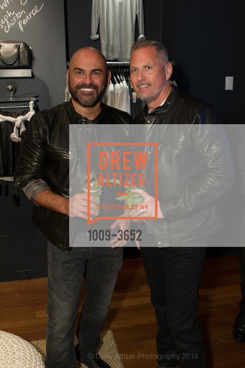 Ruben Lopez, Roy Hunt, BANANA REPUBLIC | Room 7, US, August 7th, 2014, Photo #1009-3652 Ruben Lopez, Roy Hunt, Photo #1009-3652