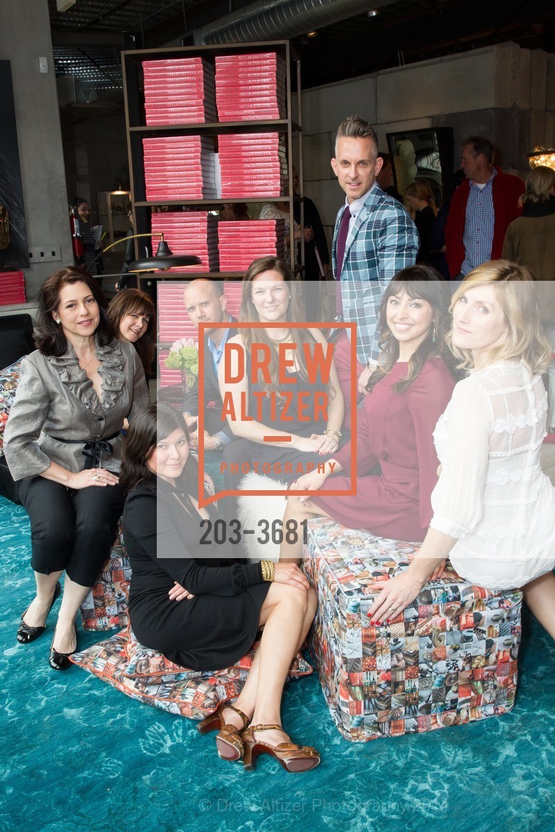 Suzanne Andrews, Jennifer Yoshimoto, Andy Reid, Chelsea Lund, Jay Jeffers, Gabriella Marmolejo, Molly Hildebrand, JAY JEFFERS: Collected Cool Signing & Launch Party, US, March 27th, 2014, Photo #203-3681 Suzanne Andrews, Jennifer Yoshimoto, Andy Reid, Chelsea Lund, Jay Jeffers, Gabriella Marmolejo, Molly Hildebrand, Photo #203-3681
