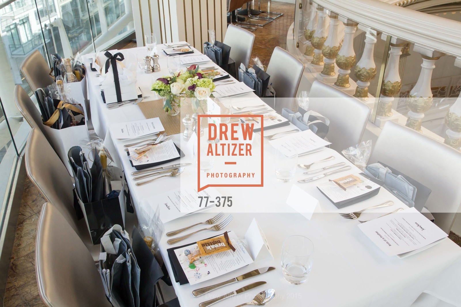 Atmosphere, SF Zoo Auxiliary Hosts Birds of a Feather Luncheon, Neiman Marcus, Rotunda. Level Four, 150 Stockton St, October 14th, 2015,Drew Altizer, Drew Altizer Photography, full-service agency, private events, San Francisco photographer, photographer california