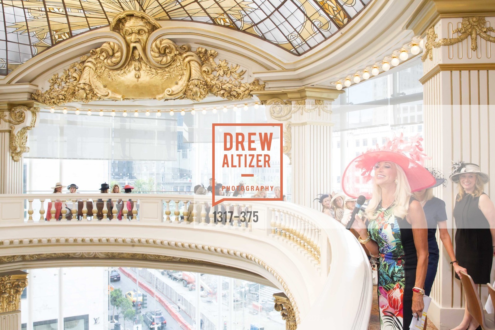 Daru Kawalkowski, SF Zoo Auxiliary Hosts Birds of a Feather Luncheon, Neiman Marcus, Rotunda. Level Four, 150 Stockton St, October 14th, 2015,Drew Altizer, Drew Altizer Photography, full-service agency, private events, San Francisco photographer, photographer california